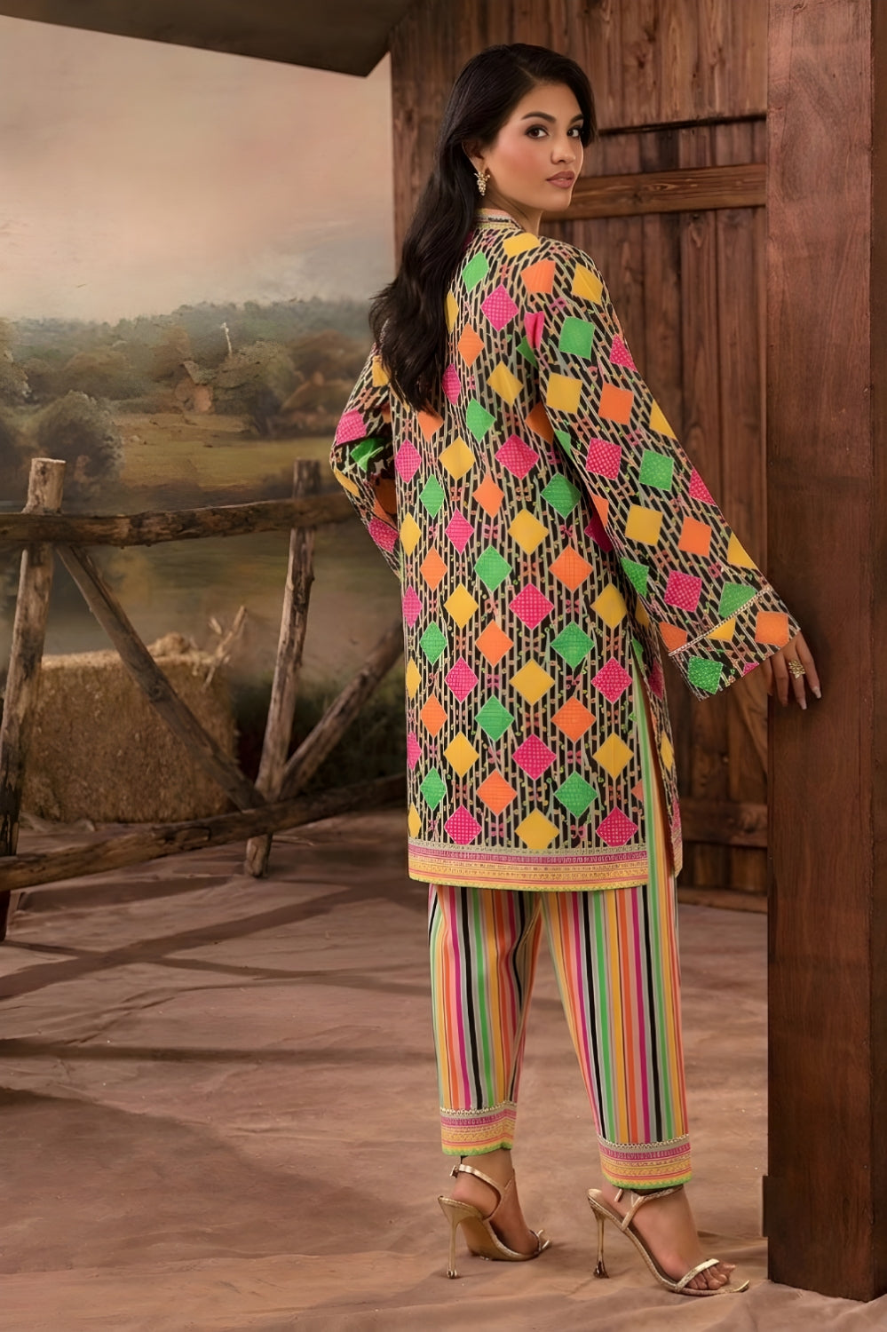 PREMIUM 2PC LAWN BRANDED UNSTITCHED 18