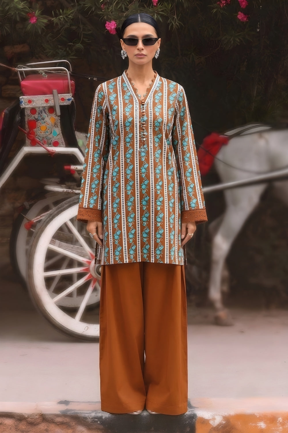 PREMIUM 2PC LAWN BRANDED UNSTITCHED 23